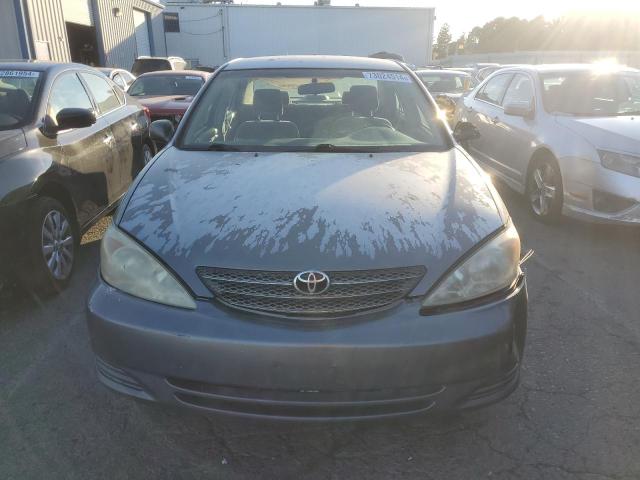Photo 5 from auction – 2002 TOYOTA CAMRY LE with VIN 4T1BE30K92U509847