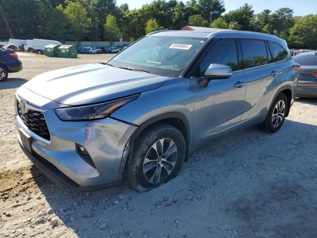 Photo 1 from auction – 2022 TOYOTA HIGHLANDER with VIN 5TDGZRBHXNS228264