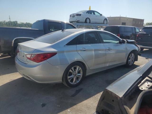 Photo 3 from auction – 2013 HYUNDAI SONATA SE with VIN 5NPEC4AC8DH731992