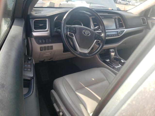 Photo 8 from auction – 2018 TOYOTA HIGHLANDER with VIN 5TDKZRFH6JS535610