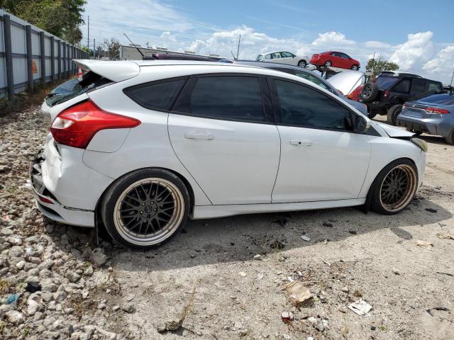 صورة رقم 3 من المزاد - 2014 FORD FOCUS ST مع VIN 1FADP3L97EL156637