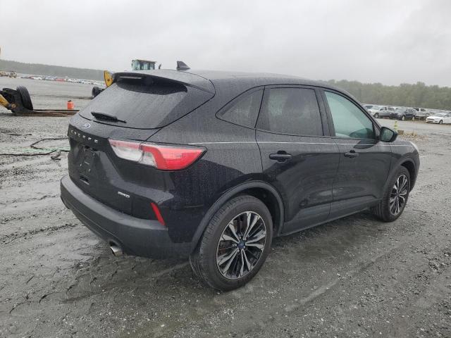 Photo 3 from auction – 2021 FORD ESCAPE SE with VIN 1FMCU9G65MUA37071