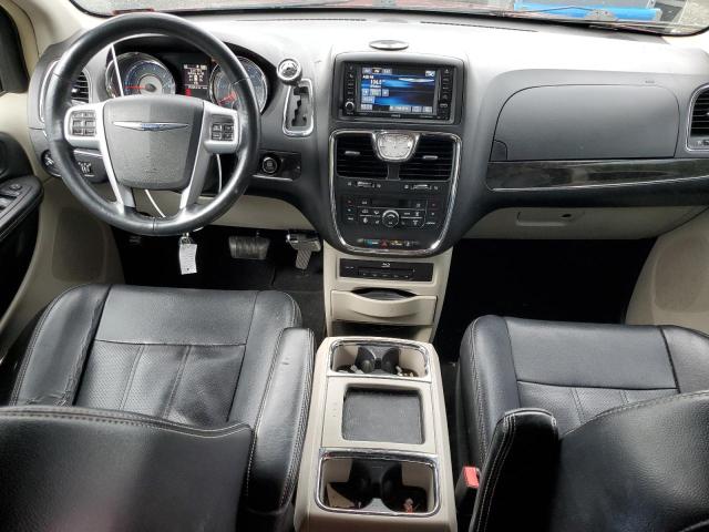 Photo 8 from auction – 2014 CHRYSLER TOWN & COU with VIN 2C4RC1CGXER138705