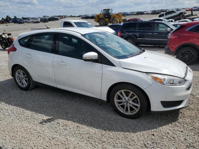 Photo 4 from auction – 2015 FORD FOCUS SE with VIN 1FADP3K26FL375935