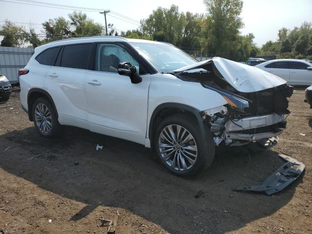 Photo 4 from auction – 2020 TOYOTA HIGHLANDER with VIN 5TDFZRBH3LS025564