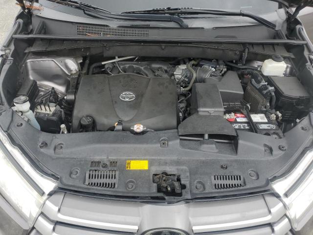 Photo 12 from auction – 2019 TOYOTA HIGHLANDER with VIN 5TDBZRFH4KS974516