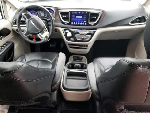 Photo 8 from auction – 2017 CHRYSLER PACIFICA T with VIN 2C4RC1BG7HR532720