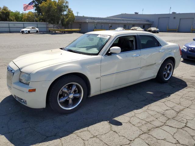 CHRYSLER 300 TOURING 2008 with VIN 2C3LA53GX8H262829 - Photo from auction