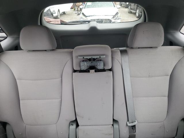 Photo 10 from auction – 2015 KIA SORENTO LX with VIN 5XYKTCA62FG585381