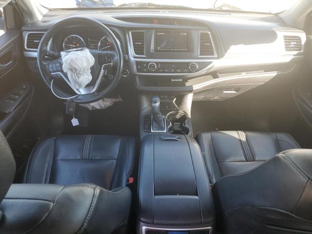 Foto 8 de la subasta – 2017 TOYOTA HIGHLANDER con VIN 5TDJZRFH4HS385552