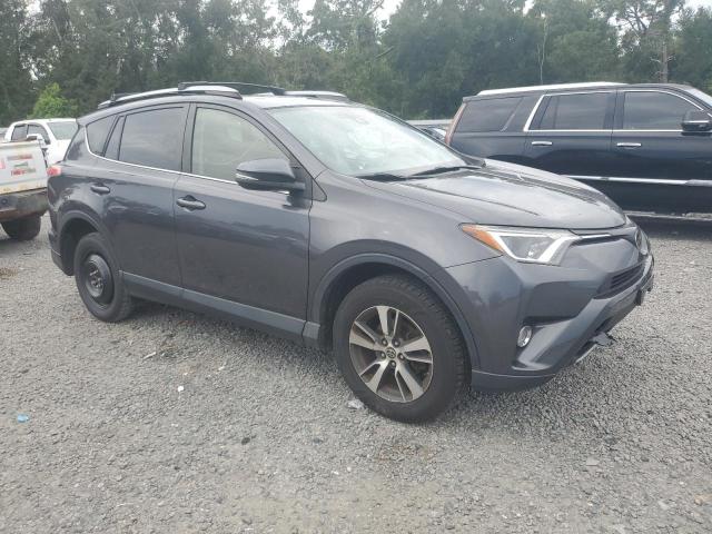 Photo 4 from auction – 2017 TOYOTA RAV4 XLE with VIN JTMRFREVXHJ149245