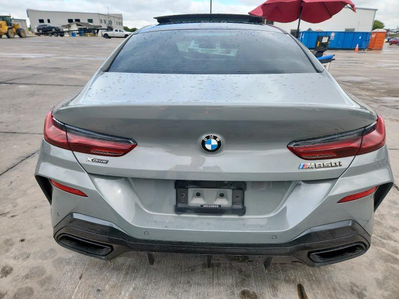 Photo 6 from auction – 2022 BMW M850XI with VIN WBAGV8C06NCH21679