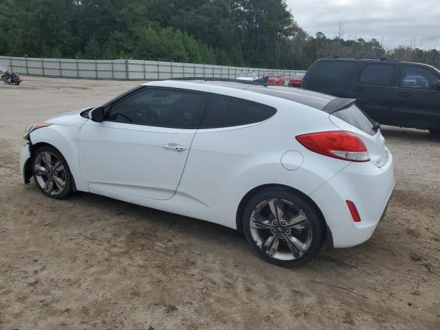 Photo 2 from auction – 2017 HYUNDAI VELOSTER with VIN KMHTC6AD8HU319400