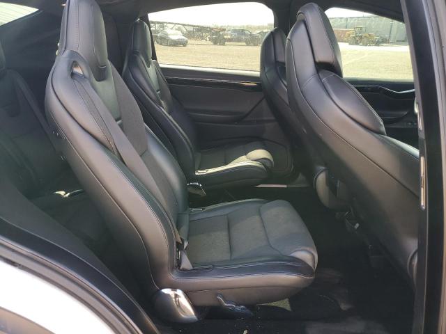 Photo 11 from auction – 2017 TESLA MODEL X with VIN 5YJXCBE25HF055455