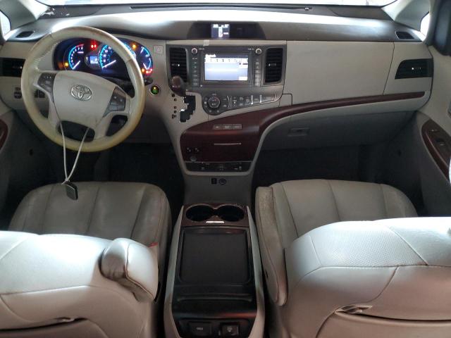 Photo 8 from auction – 2011 TOYOTA SIENNA XLE with VIN 5TDYK3DC4BS065971