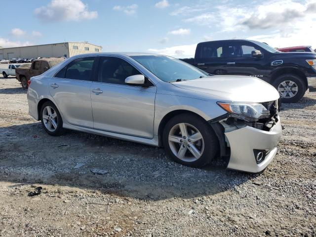 Photo 4 from auction – 2014 TOYOTA CAMRY L with VIN 4T1BF1FK3EU386656