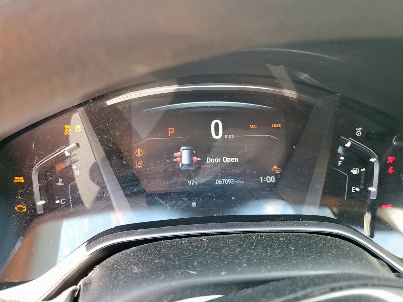 Photo 9 from auction – 2017 HONDA CR-V EX with VIN 7FARW1H52HE039556