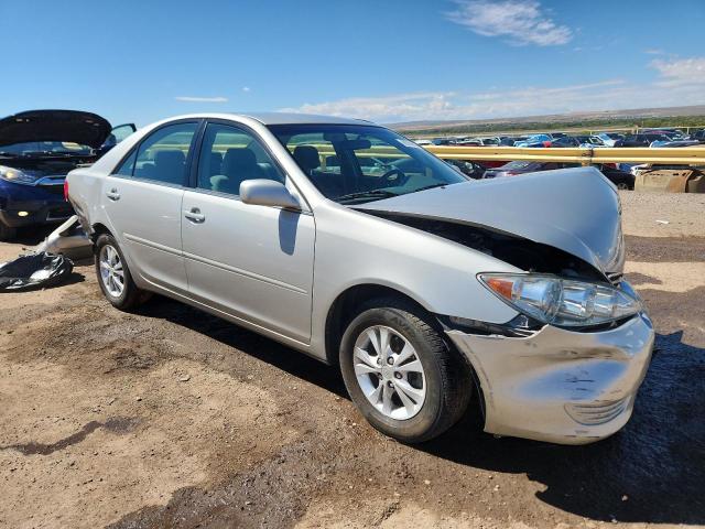 Photo 4 from auction – 2005 TOYOTA CAMRY LE with VIN 4T1BF30K45U105243