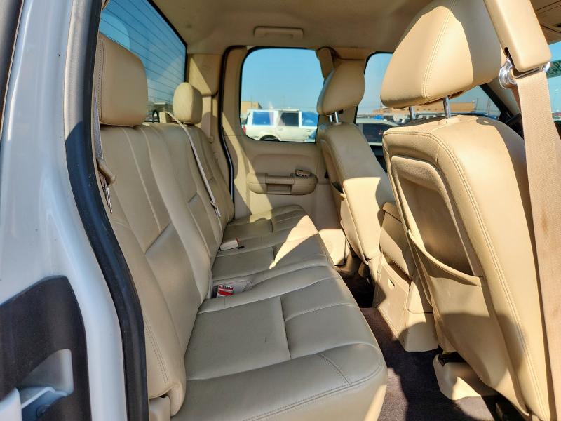 Photo 10 from auction – 2011 CHEVROLET SILVERADO with VIN 1GCRCSE07BZ121643