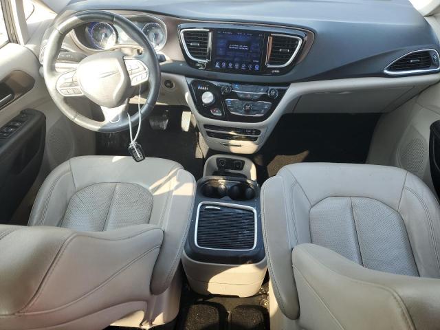 Photo 8 from auction – 2017 CHRYSLER PACIFICA T with VIN 2C4RC1EG1HR515701