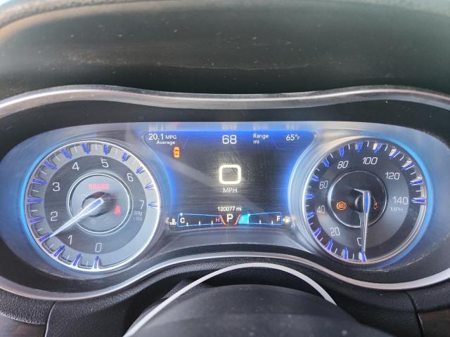 Photo 9 from auction – 2015 CHRYSLER 300 LIMITE with VIN 2C3CCAAG2FH931856