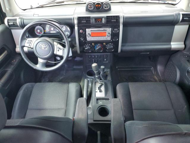 Photo 8 from auction – 2012 TOYOTA FJ CRUISER with VIN JTEBU4BF4CK121933