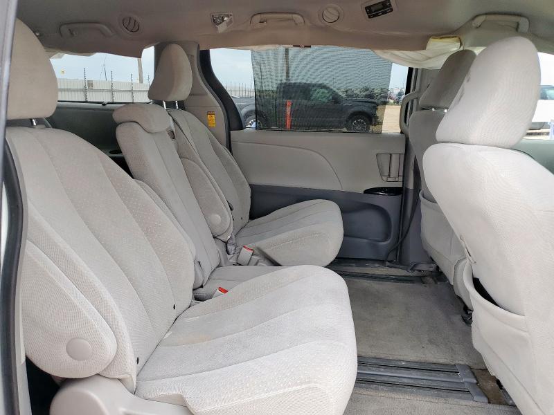 Photo 11 from auction – 2014 TOYOTA SIENNA LE with VIN 5TDKK3DC4ES520134