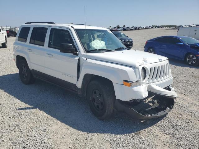 Photo 4 from auction – 2016 JEEP PATRIOT SP with VIN 1C4NJPBA4GD643097