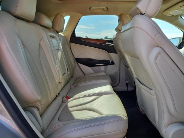 Photo 10 from auction – 2015 LINCOLN MKC with VIN 5LMCJ2A94FUJ37570