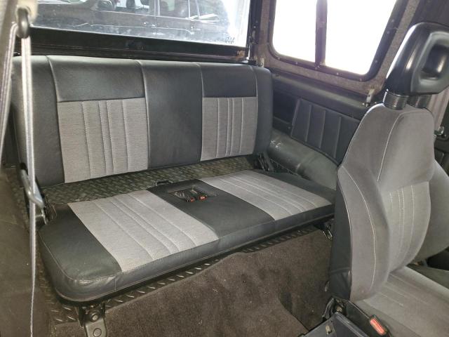 Photo 11 from auction – 1992 GEO TRACKER with VIN 2CNBJ18U2N6907880