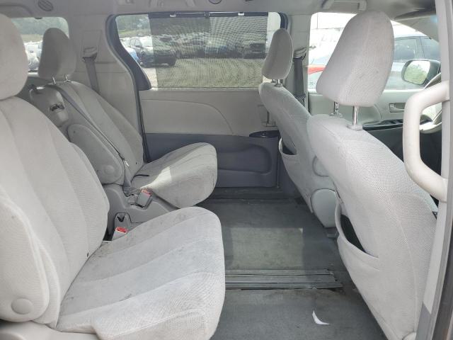 Photo 11 from auction – 2014 TOYOTA SIENNA LE with VIN 5TDKK3DC3ES470875