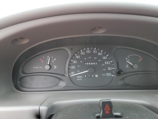 Photo 9 from auction – 1999 FORD ESCORT SE with VIN 1FAFP13P1XW117006