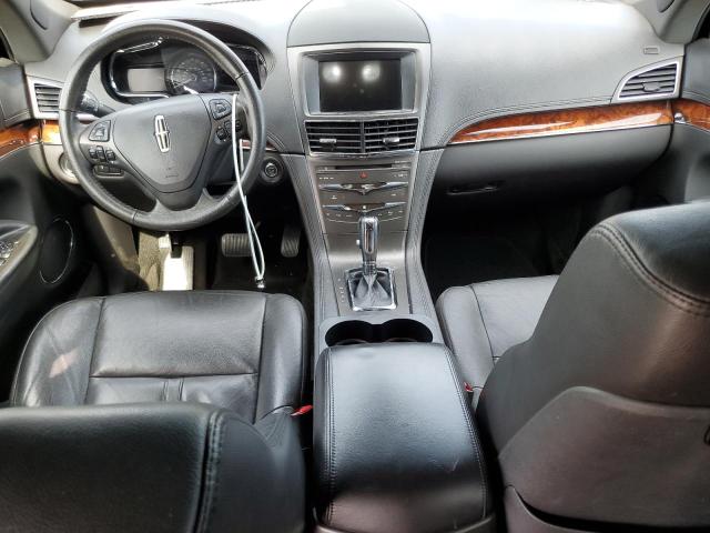 Photo 8 from auction – 2018 LINCOLN MKT with VIN 2LMHJ5NK2JBL01943