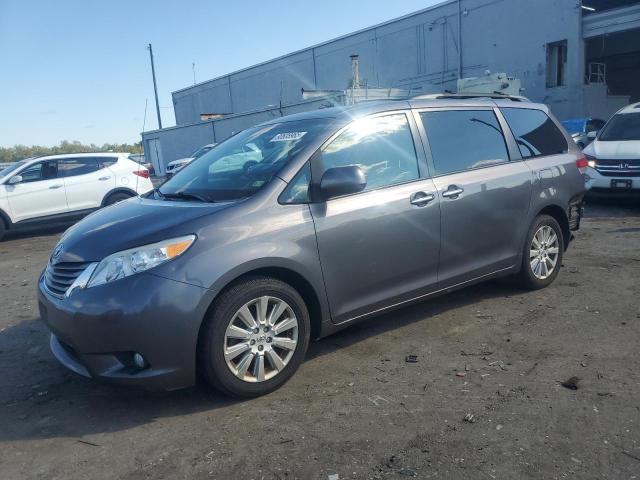 TOYOTA SIENNA XLE 2013 with VIN 5TDDK3DC3DS049357 - Photo from auction