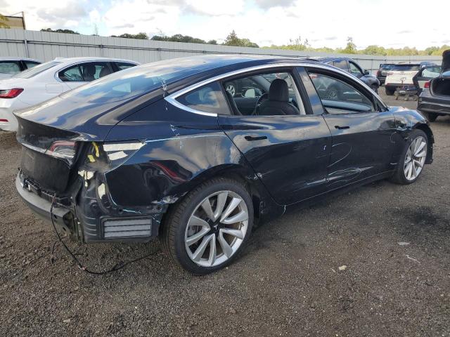 Photo 3 from auction – 2018 TESLA MODEL 3 with VIN 5YJ3E1EA1JF070910