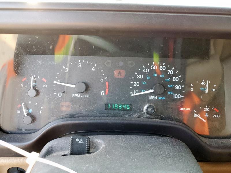 Photo 9 from auction – 2000 JEEP WRANGLER / with VIN 1J4FA29P4YP798115