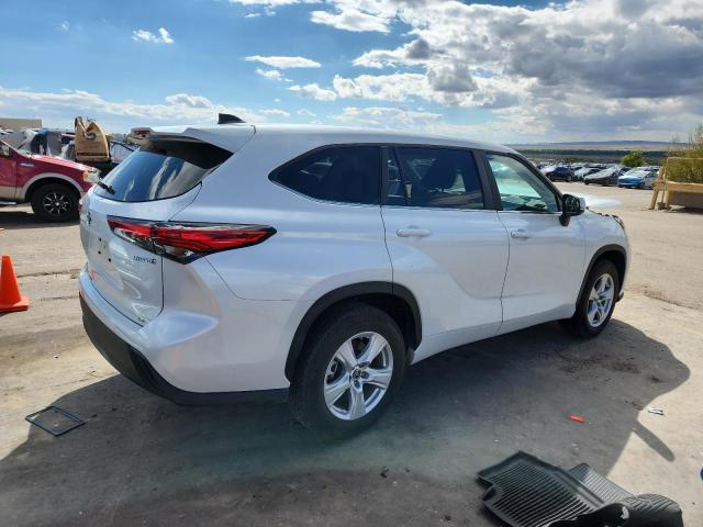 Photo 3 from auction – 2023 TOYOTA HIGHLANDER with VIN 5TDZARAH2PS022120