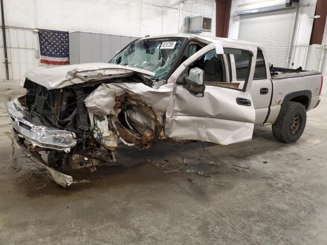 CHEVROLET SILVERADO 2004 with VIN 2GCEK13T741419601 - Photo from auction