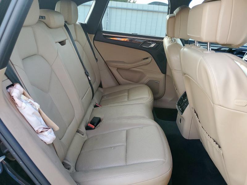 Photo 11 from auction – 2019 PORSCHE MACAN with VIN WP1AA2A51KLB01667
