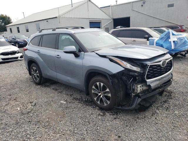 Photo 4 from auction – 2020 TOYOTA HIGHLANDER with VIN 5TDHZRBH6LS008024