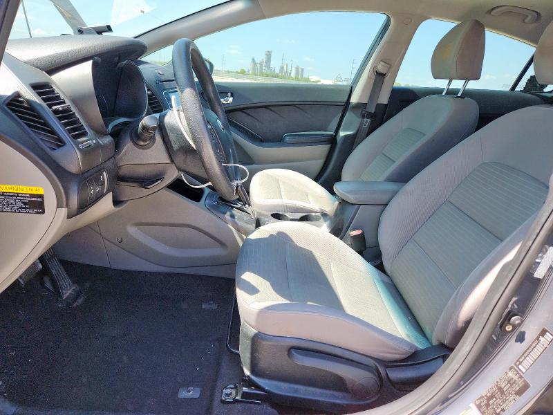 Photo 7 from auction – 2016 KIA FORTE LX with VIN KNAFX4A65G5499923
