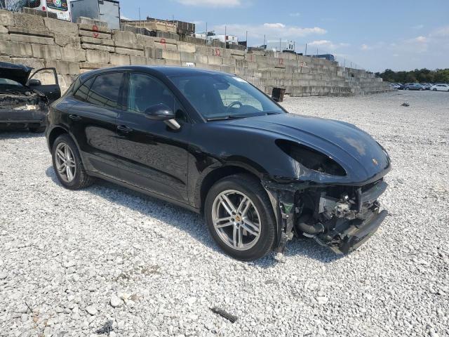 Photo 4 from auction – 2019 PORSCHE MACAN with VIN WP1AA2A59KLB07717