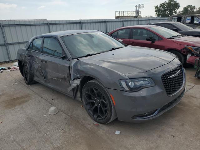 Photo 4 from auction – 2019 CHRYSLER 300 S with VIN 2C3CCABGXKH708246