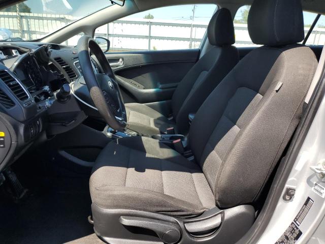 Photo 7 from auction – 2017 KIA FORTE LX with VIN KNAFK5A86H5713633