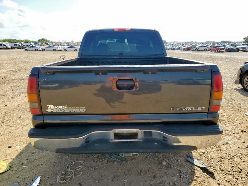 Photo 6 from auction – 2003 CHEVROLET SILVERADO C1500 with VIN 2GCEC19V731275892