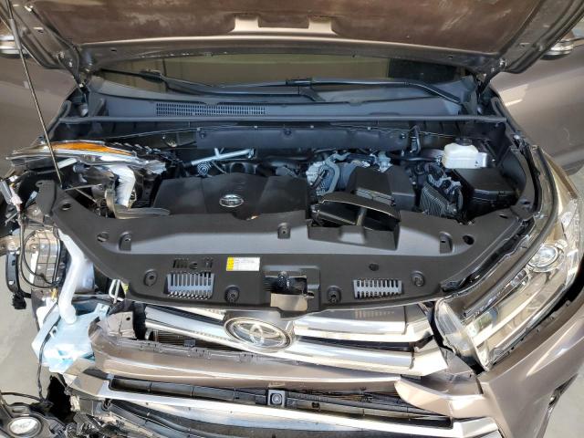 Photo 12 from auction – 2019 TOYOTA HIGHLANDER with VIN 5TDDZRFHXKS720348