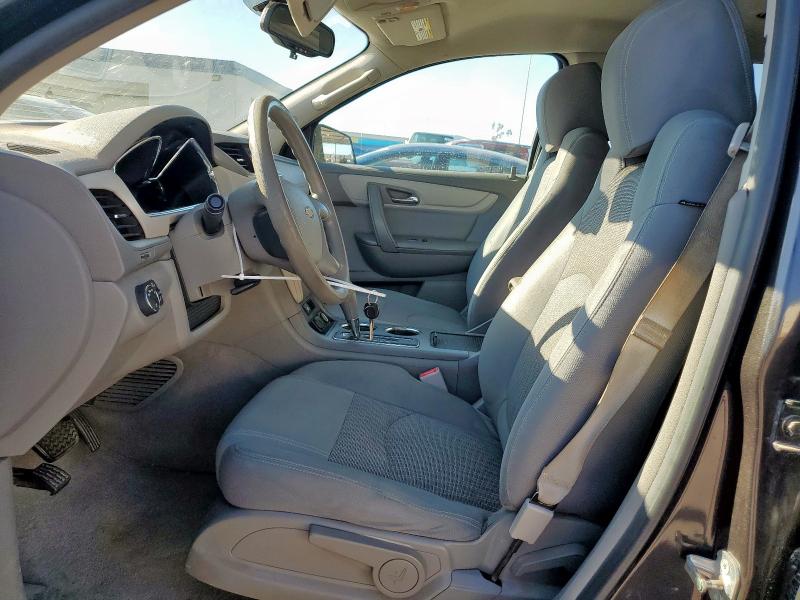 Photo 7 from auction – 2017 CHEVROLET TRAVERSE L with VIN 1GNKRFED6HJ183186