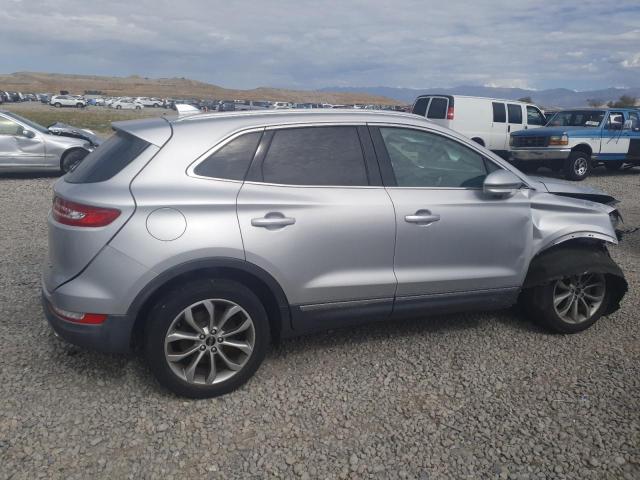 Photo 3 from auction – 2017 LINCOLN MKC SELECT with VIN 5LMCJ2C90HUL56087