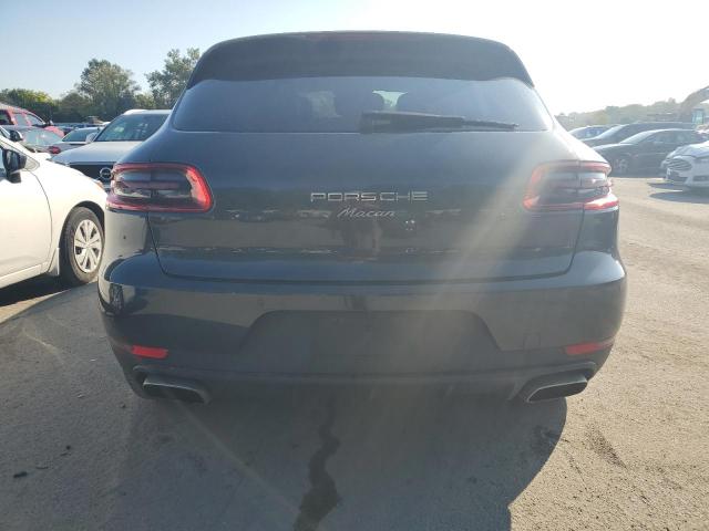Photo 6 from auction – 2017 PORSCHE MACAN with VIN WP1AA2A59HLB04874