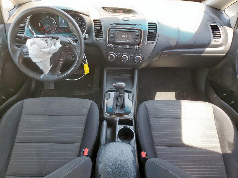 Photo 8 from auction – 2017 KIA FORTE LX with VIN 3KPFL4A78HE124248